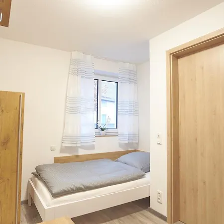 Zur Friedenseiche Oda ve Kahvaltı