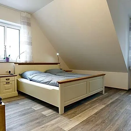 Zur Friedenseiche Aichach