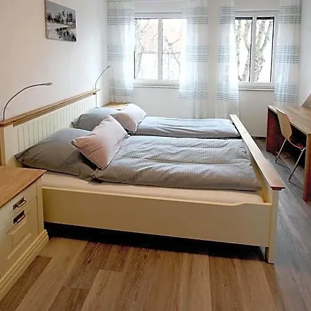 Zur Friedenseiche 3* Aichach