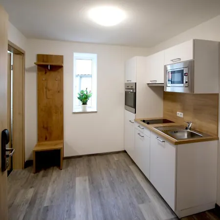 Zur Friedenseiche Bed & Breakfast Aichach