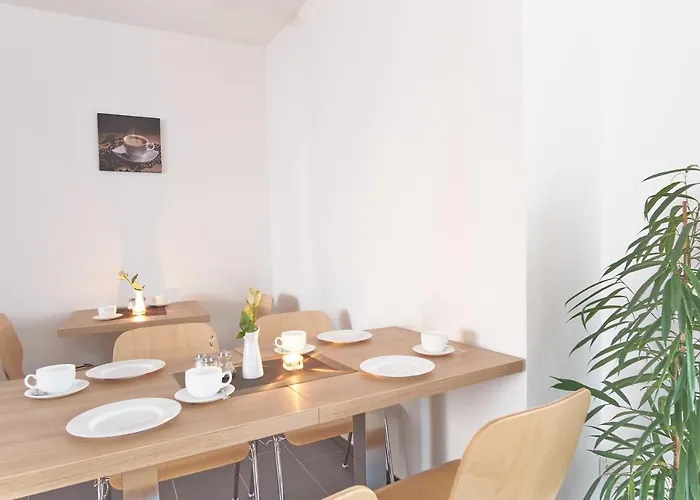 Zur Friedenseiche 3* Aichach